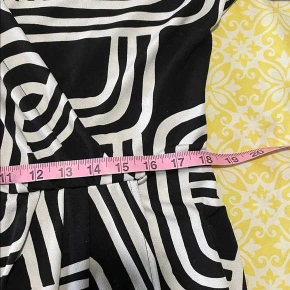 2/$20 Nine West XL Faux Wrap Black/White Dress Professional Sexy stretchy EUC - Picture 7 of 9